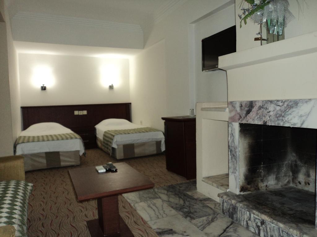 موجلا Izethan Hotel الغرفة الصورة